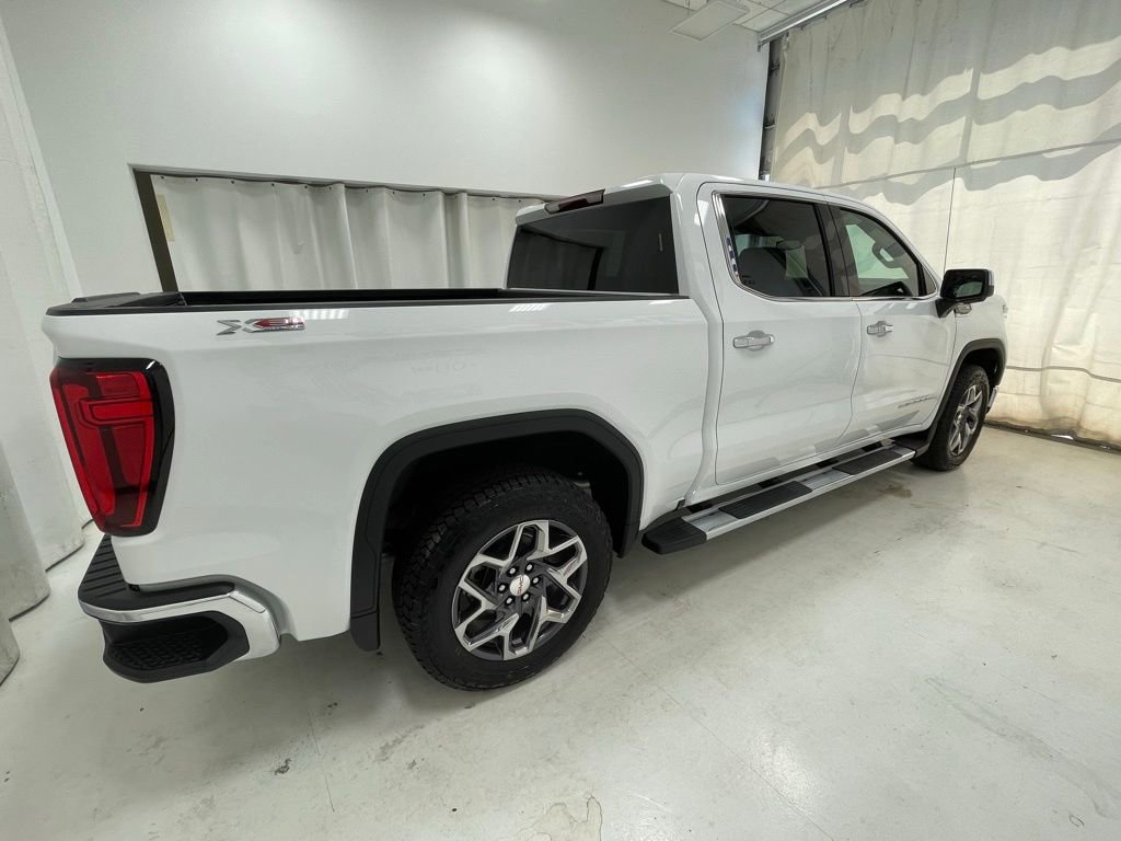 New 2026 GMC Sierra 1500 SLT w/ SLT Premium Package AWD/4WD image 7