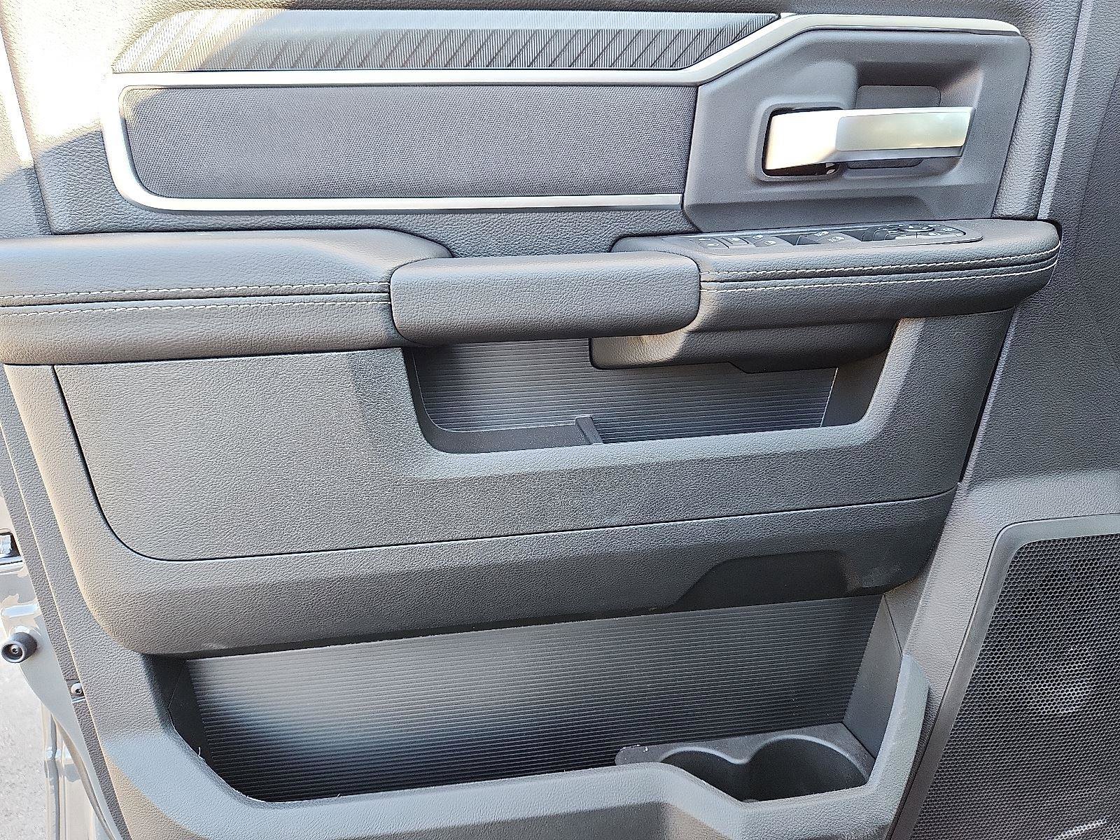 New 2025 RAM 2500 Big Horn image 8