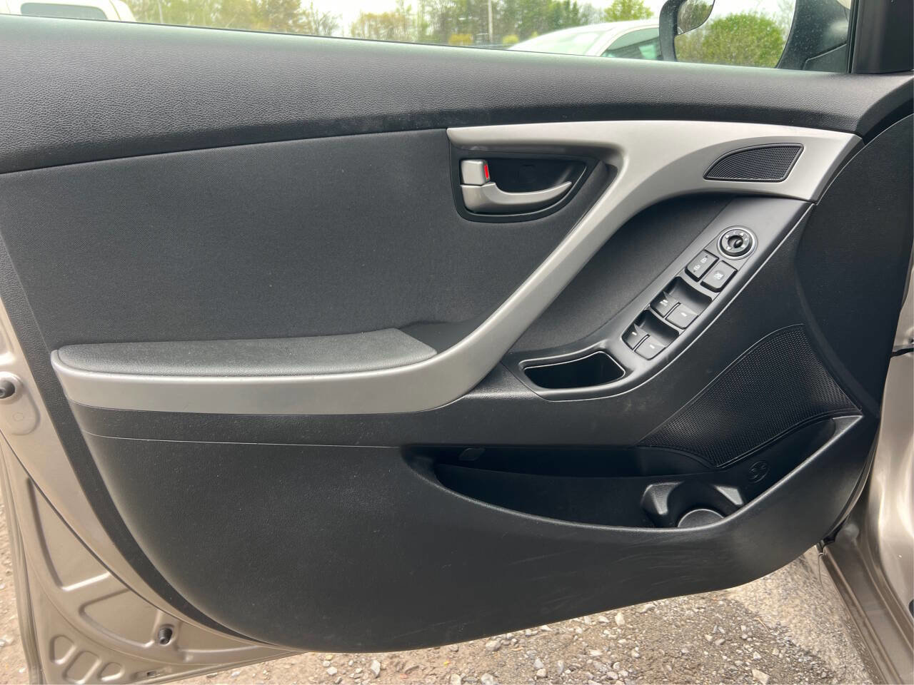 Used 2016 Hyundai Elantra Value Edition FWD image 18