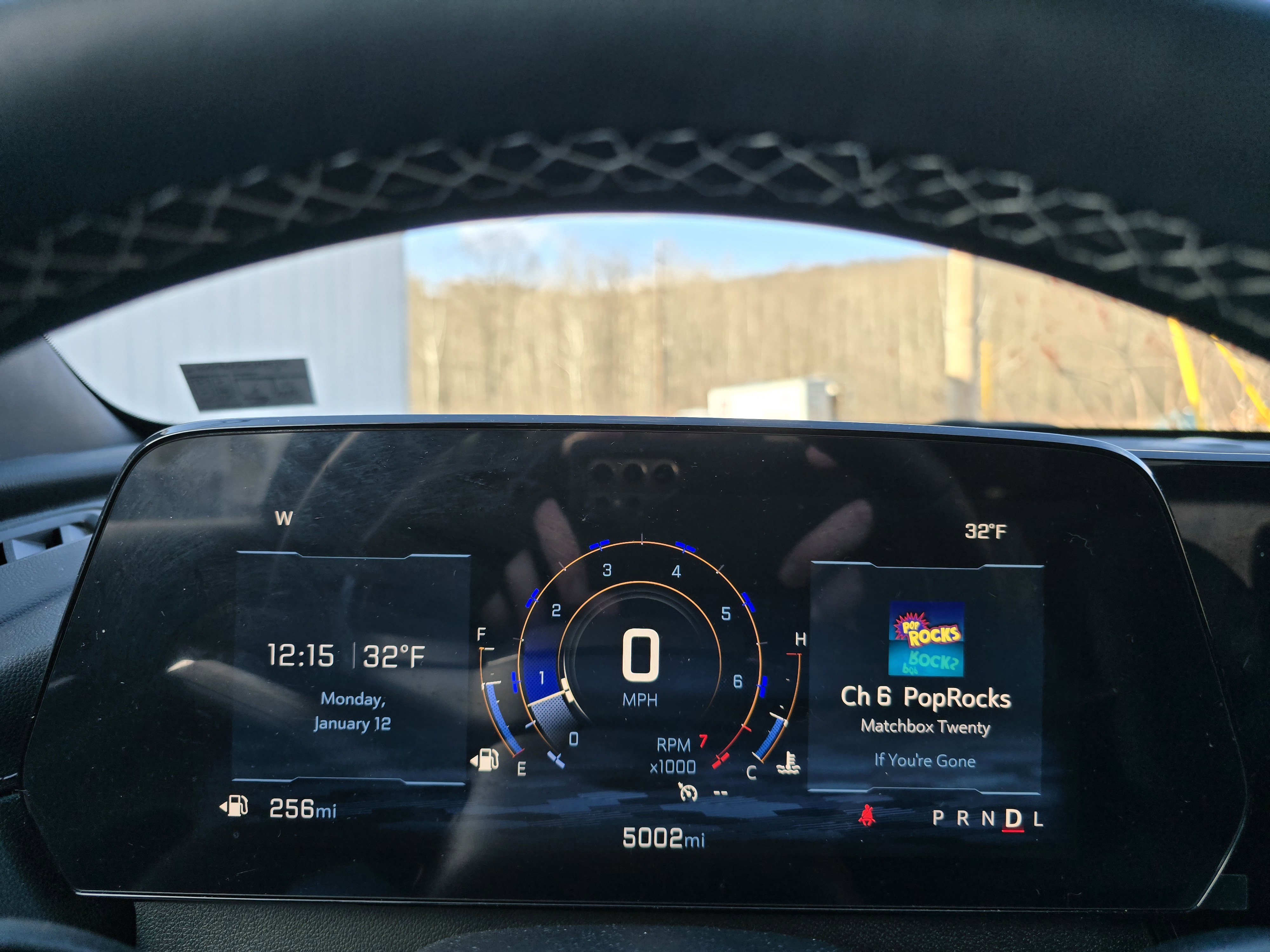 Used 2025 Chevrolet Traverse LT w/ Sun and Wheel Package image 46