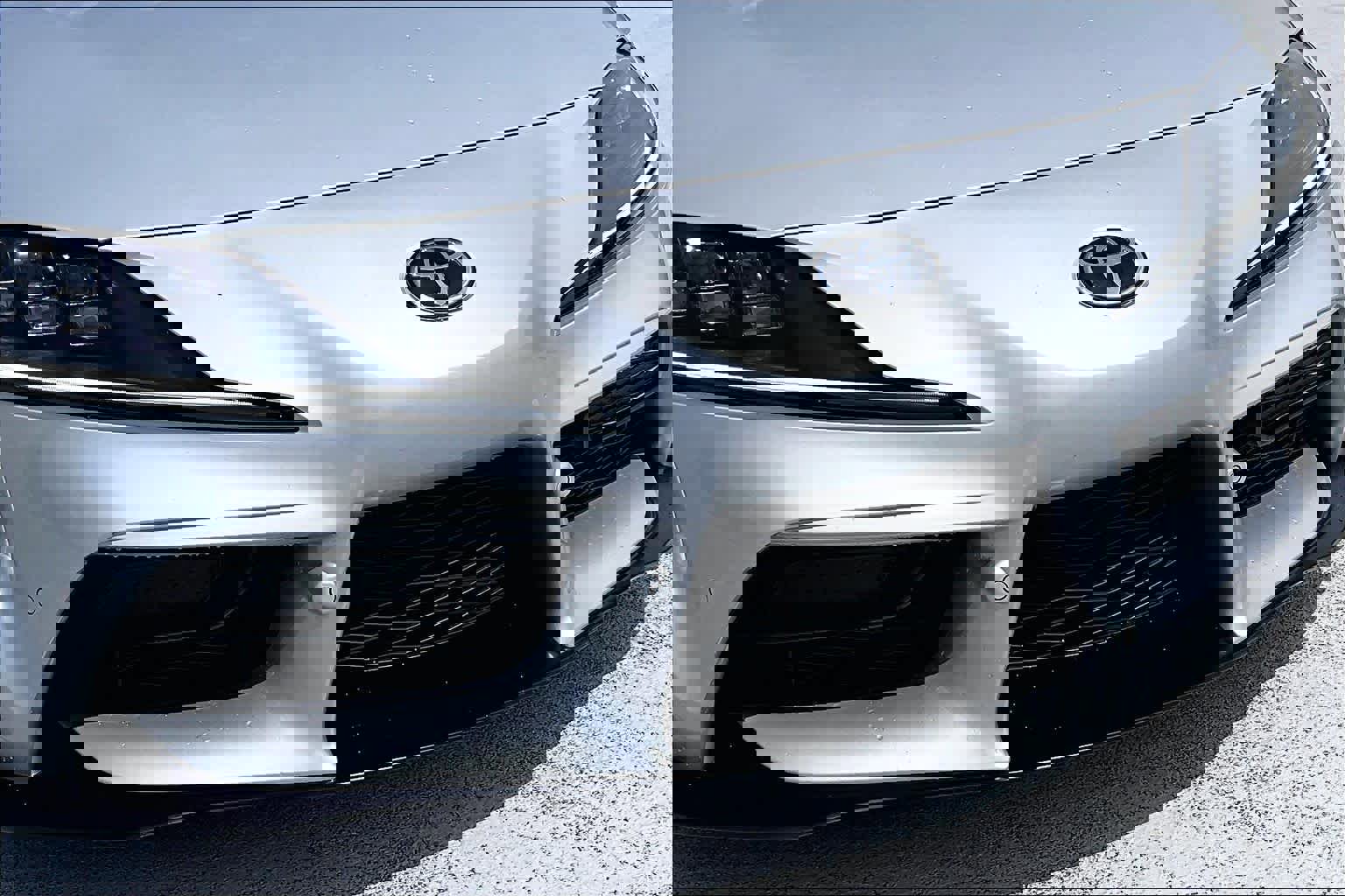 Used 2021 Toyota Supra Premium w/ Driver Assist Package RWD image 26