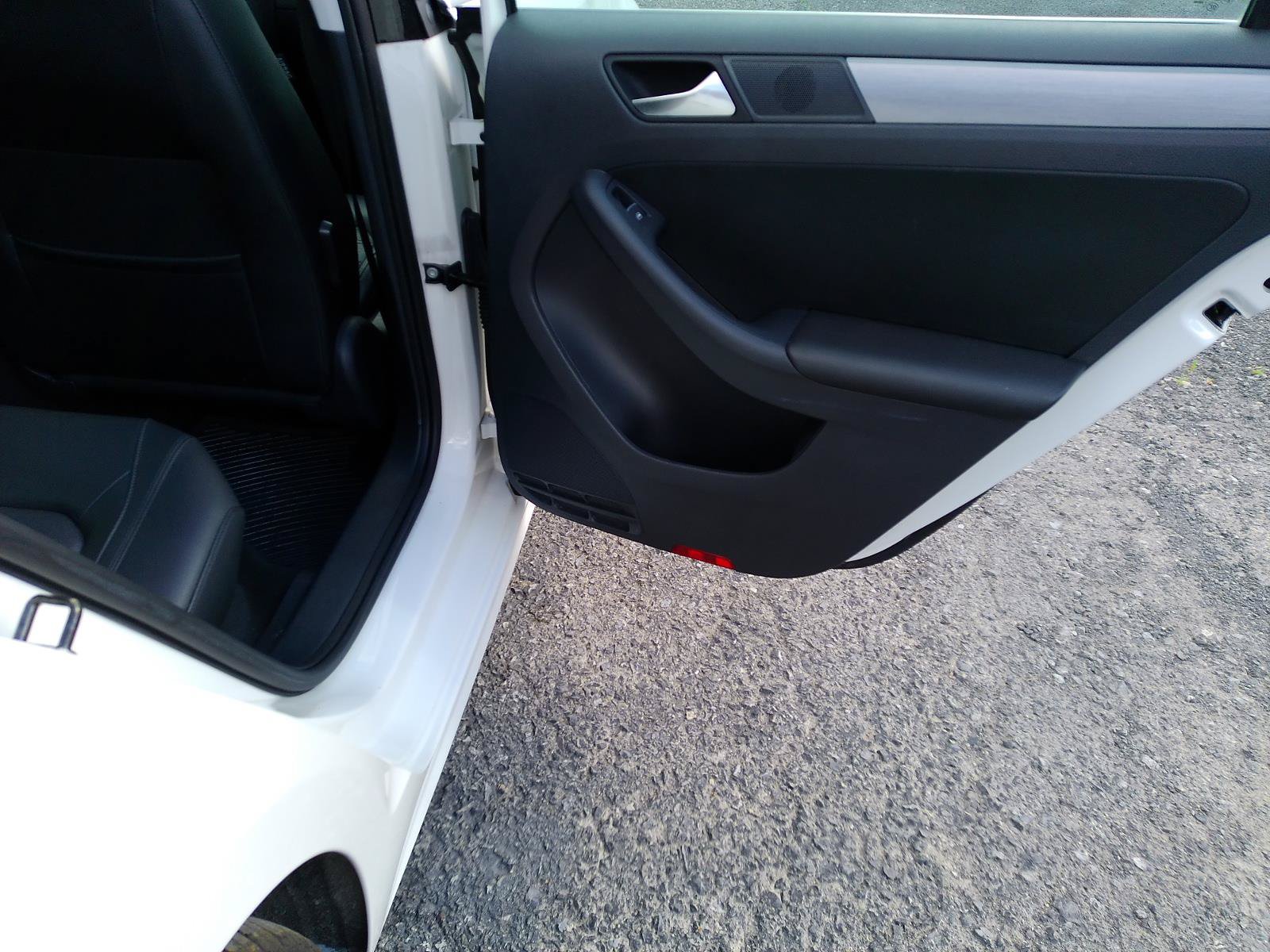 Used 2013 Volkswagen Jetta SEL FWD image 40