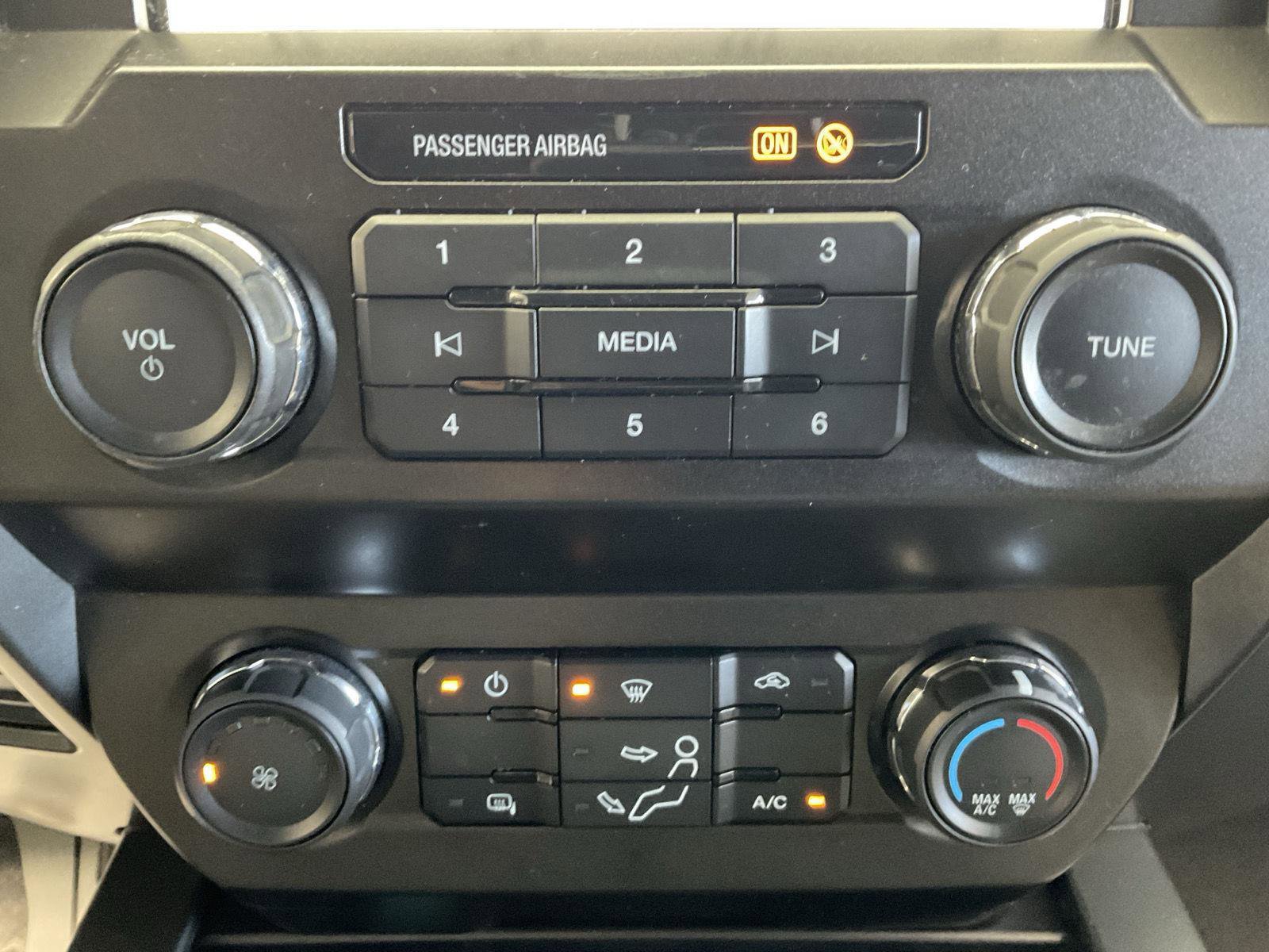 Used 2019 Ford F250 XLT w/ XLT Value Package image 20