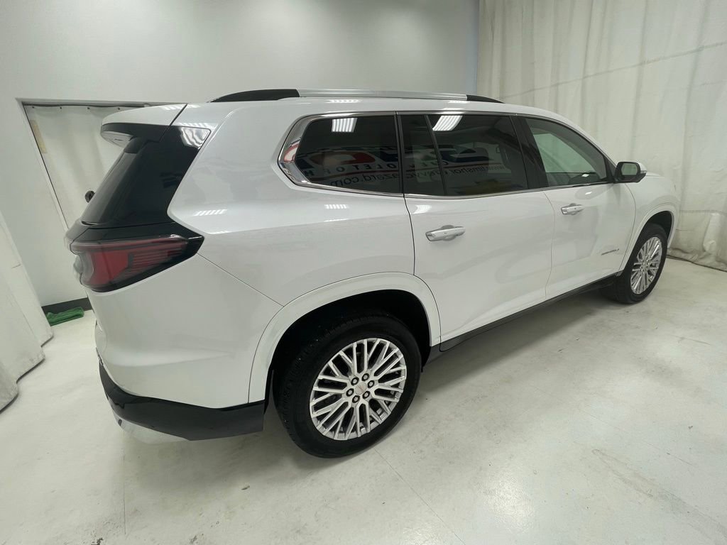 Used 2024 GMC Acadia Denali w/ LPO, Floor Liner Package image 4