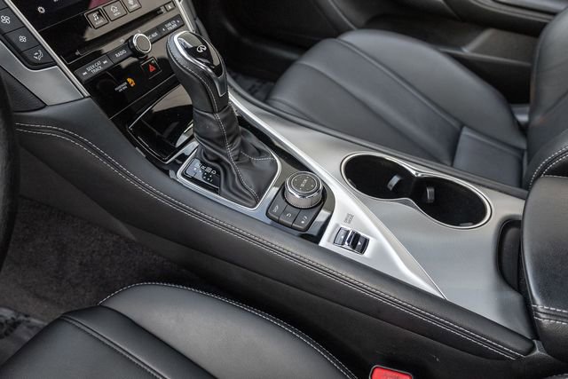 Used 2017 INFINITI Q60 2.0t w/ Moonroof Package image 11