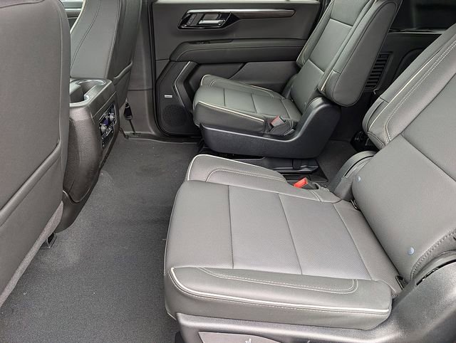 New 2026 Chevrolet Suburban Premier w/ Sun And Tow Package image 18