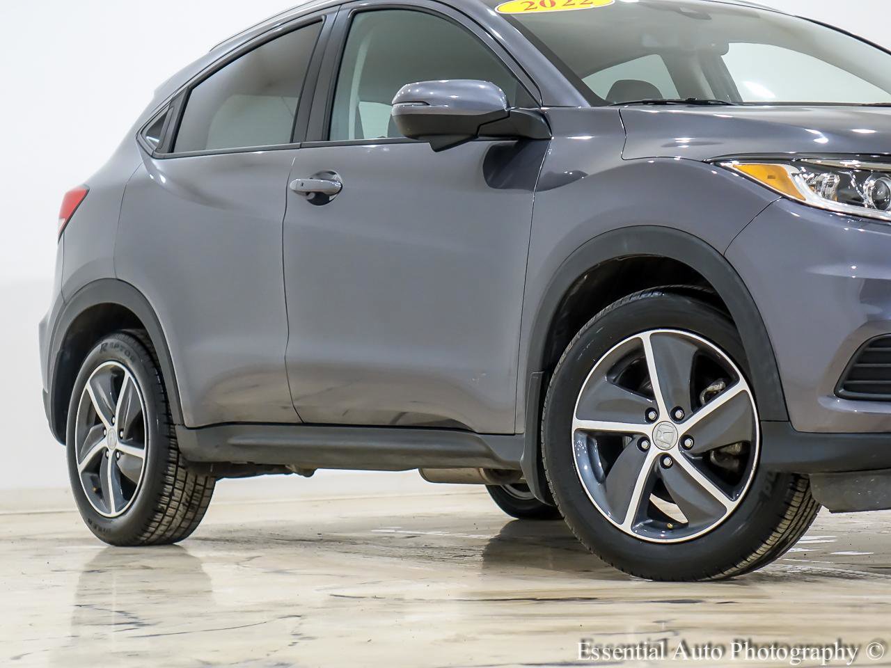 Used 2022 Honda HR-V EX-L image 4