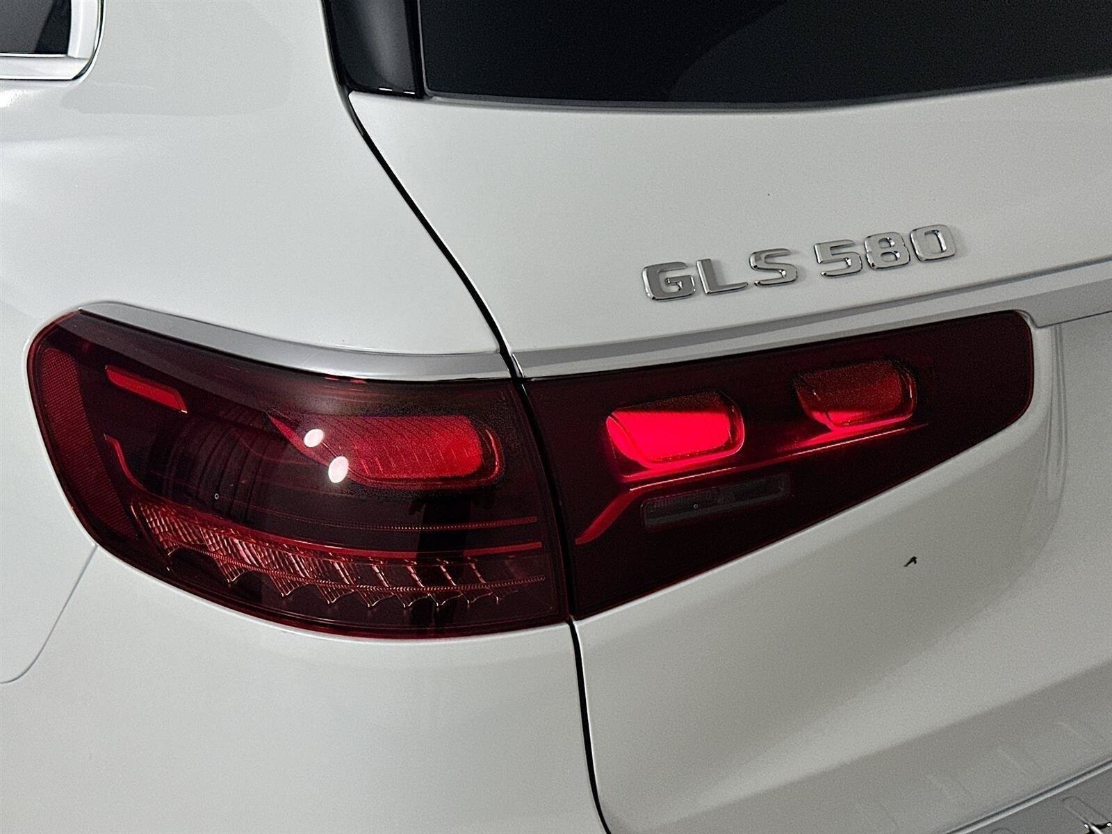 Used 2026 Mercedes-Benz GLS 580 4MATIC image 56