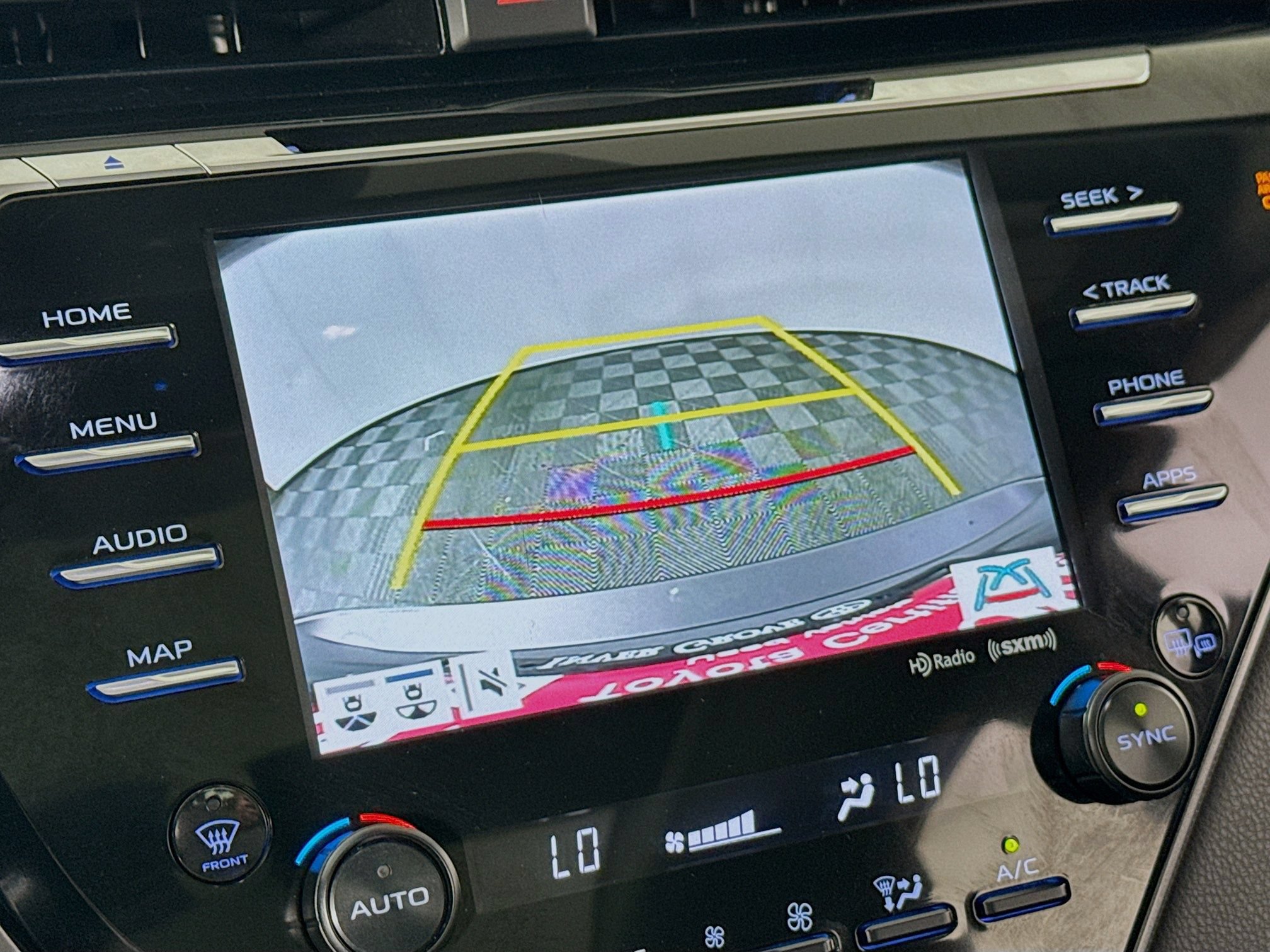 Used 2019 Toyota Camry XSE FWD image 17