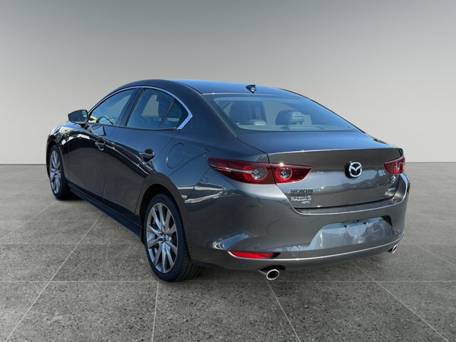 Used 2020 MAZDA MAZDA3 AWD Sedan w/ Premium Package image 4