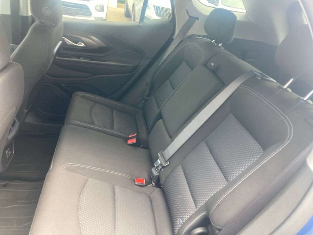 Certified 2024 GMC Terrain SLE w/ Driver Convenience Package FWD image 11