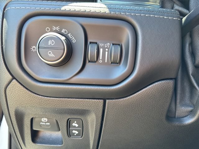 Used 2019 RAM 1500 Limited AWD/4WD image 47