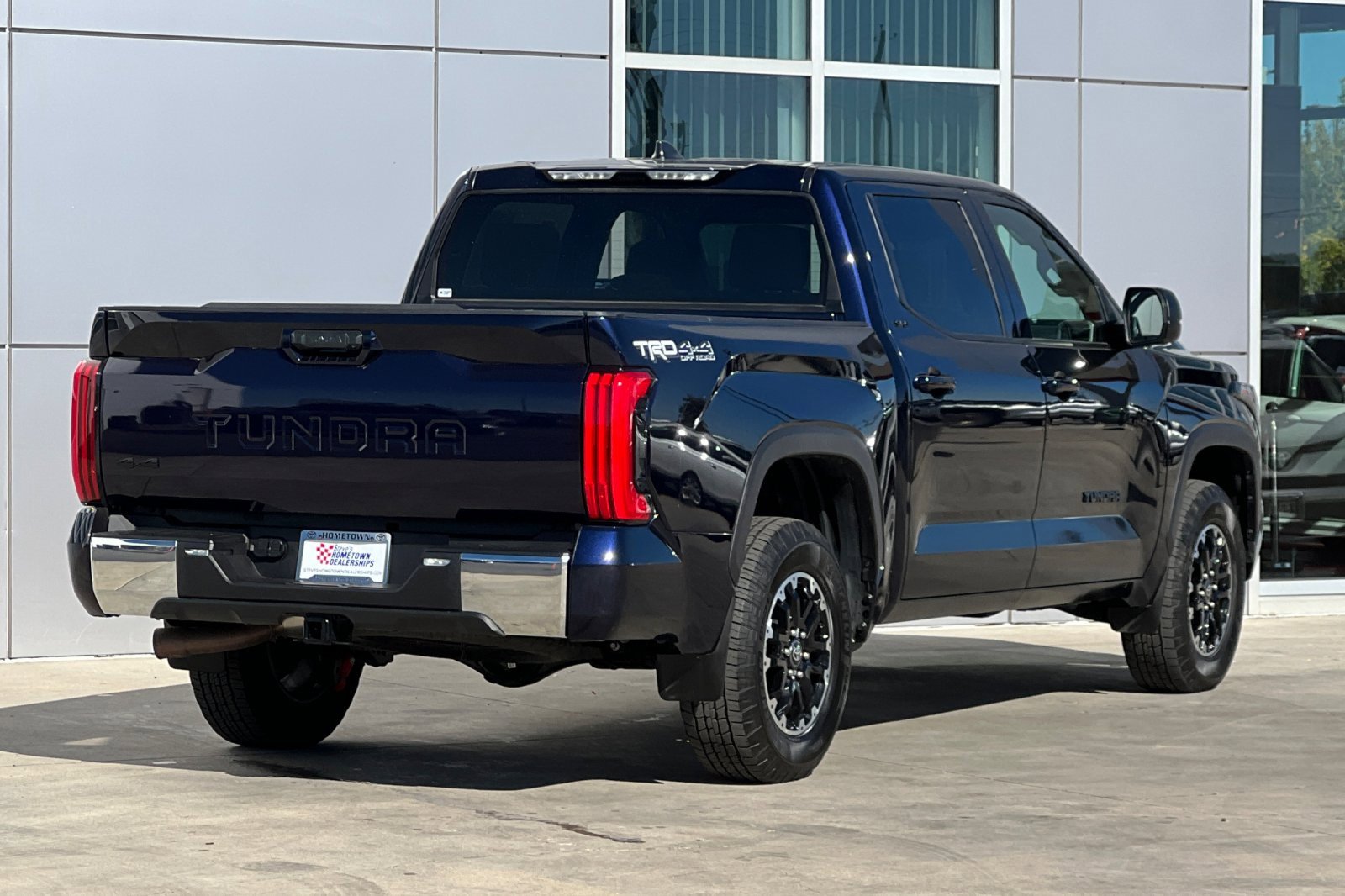 Used 2025 Toyota Tundra SR5 w/ TRD Off-Road Package image 4