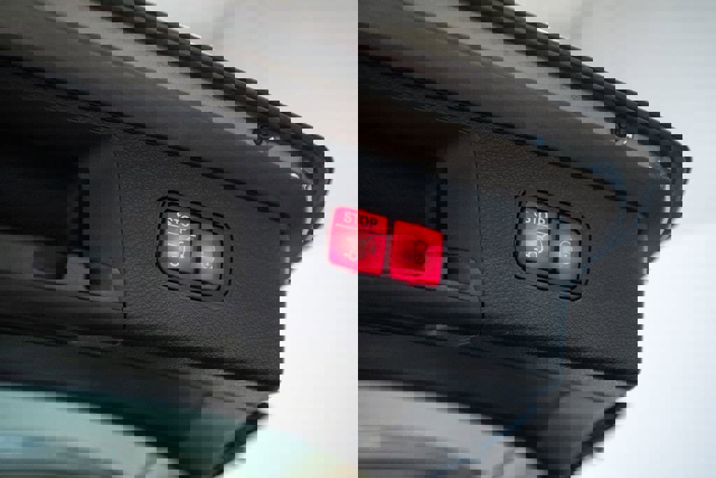 Used 2014 Mercedes-Benz GLK 250 BlueTEC 4MATIC image 39