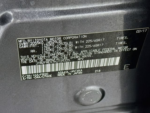 Certified 2017 Toyota RAV4 LE w/ Carpet Mat Package FWD image 31