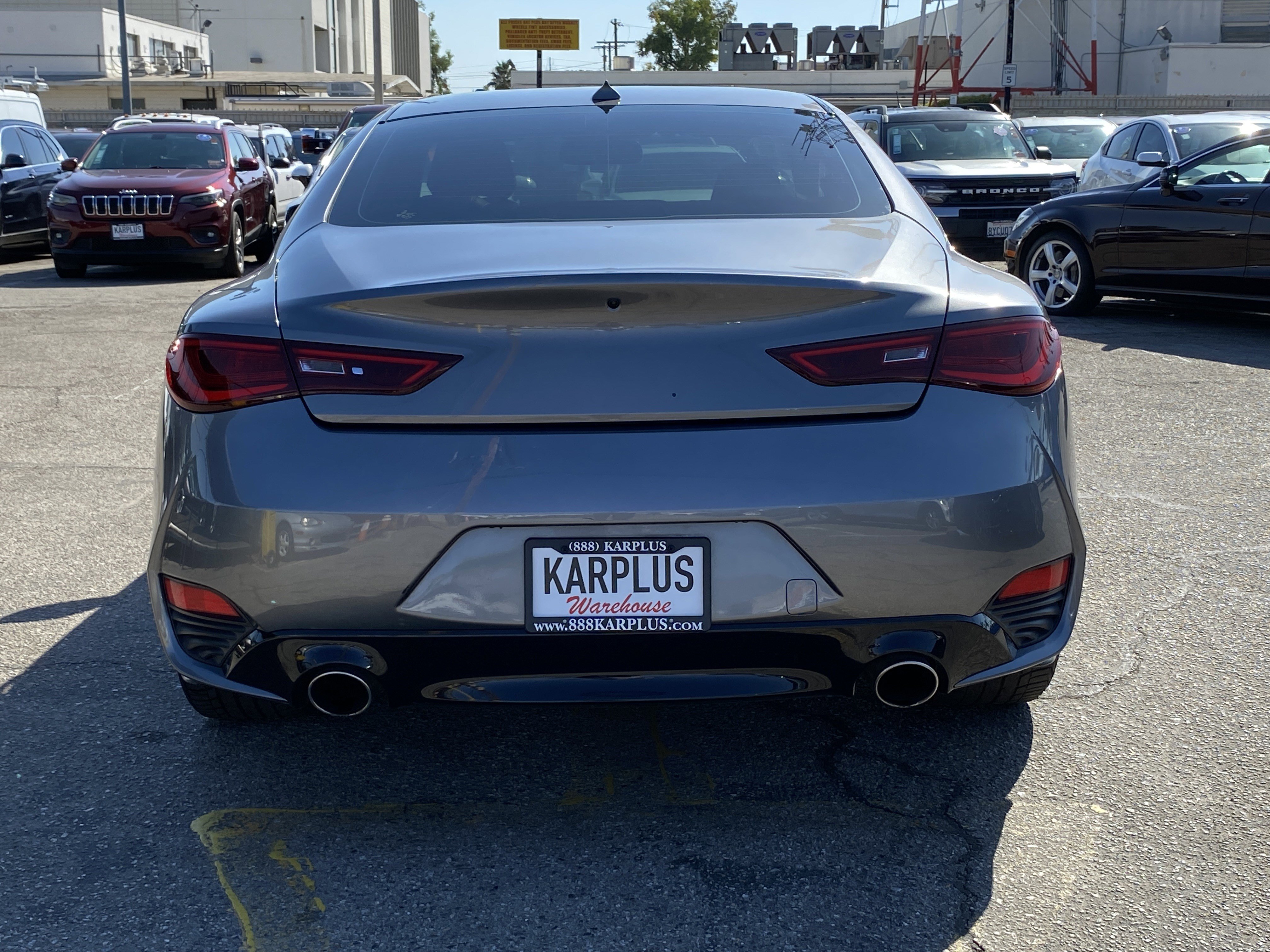 Used 2017 INFINITI Q60 w/ Premium Package image 9