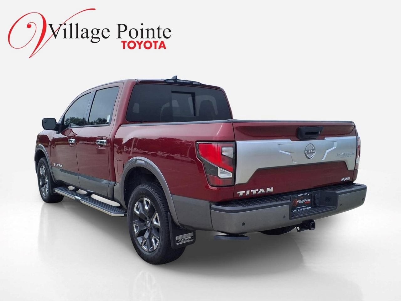 Used 2023 Nissan Titan Platinum Reserve w/ Moonroof Package AWD/4WD image 3