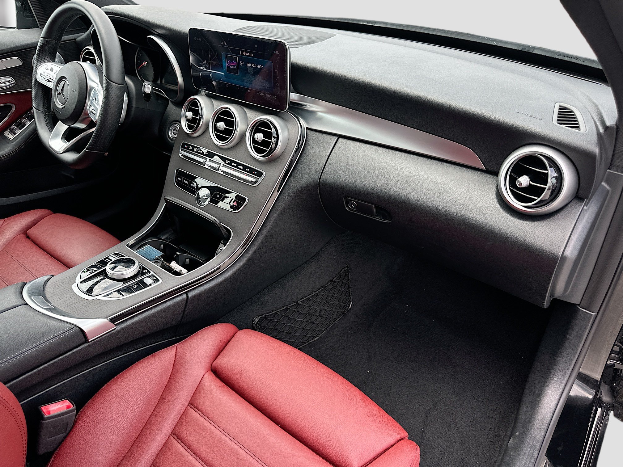 Used 2020 Mercedes-Benz C 300 Sedan image 30