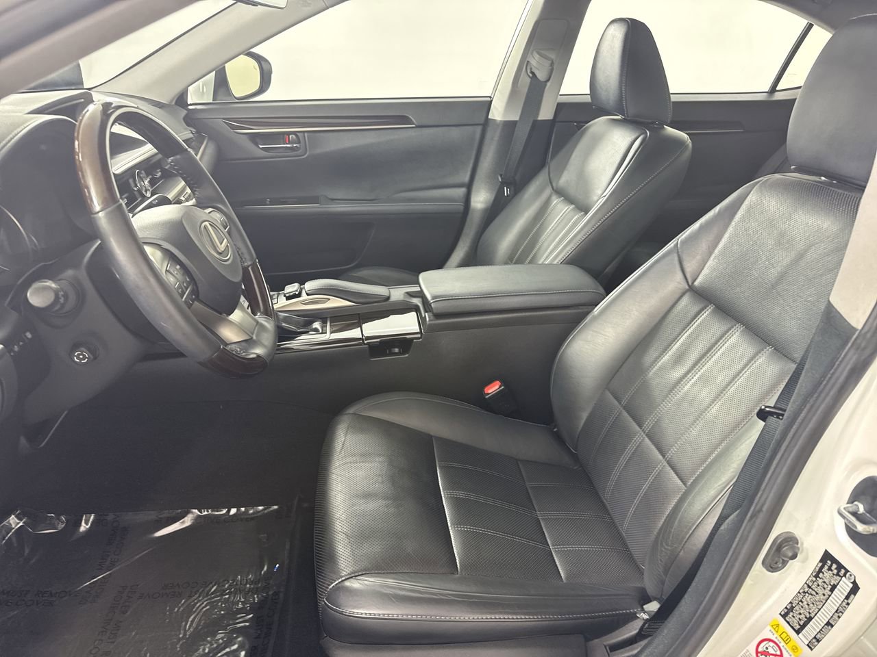 Used 2018 Lexus ES 350 w/ Luxury Package w/Wood Trim FWD image 11