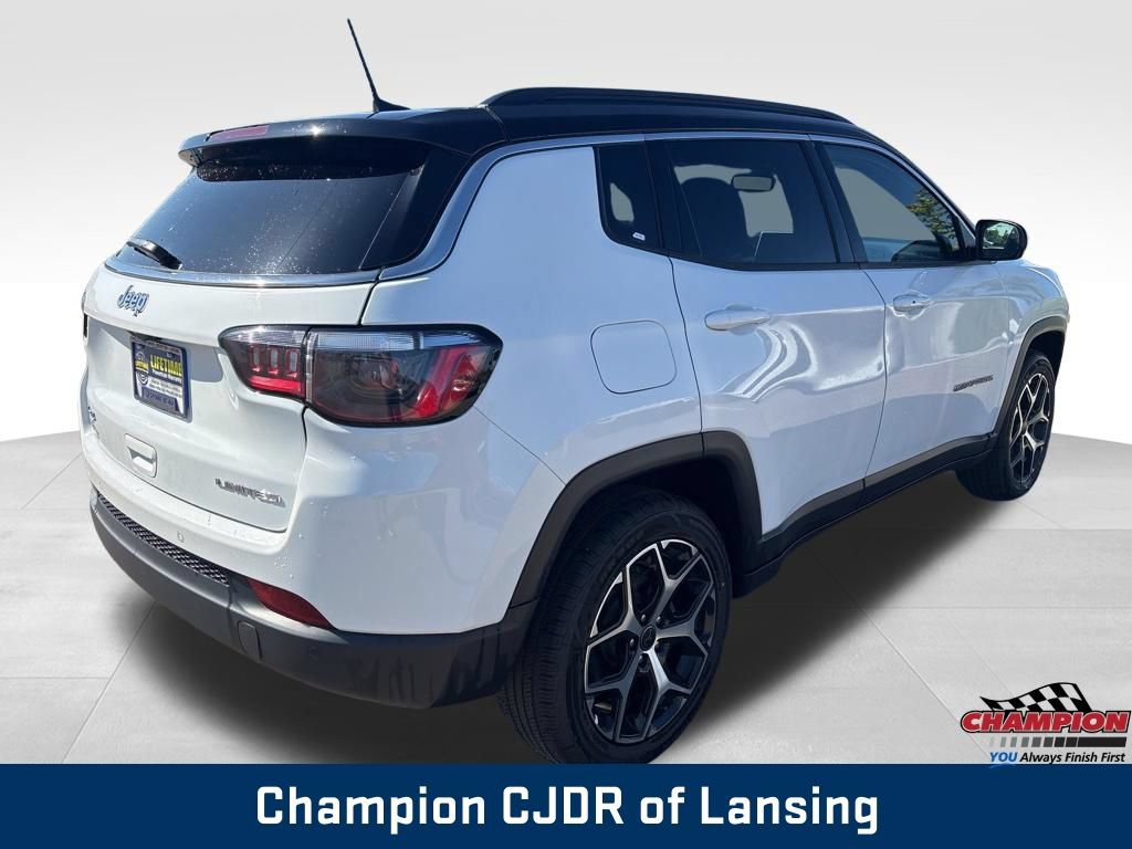 Used 2025 Jeep Compass Limited AWD/4WD image 8