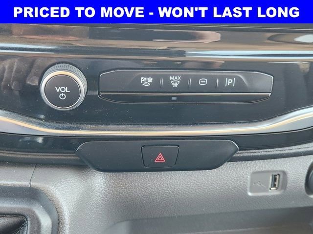 Used 2023 Ford Transit 350 XLT image 22