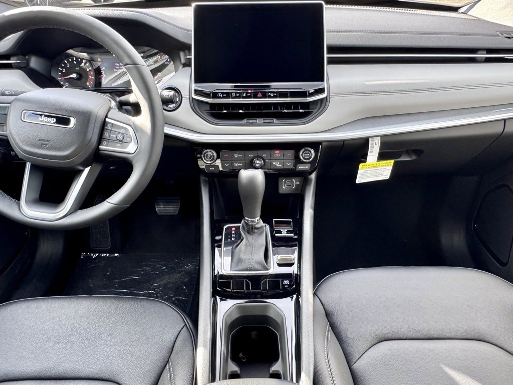 New 2026 Jeep Compass Limited image 11
