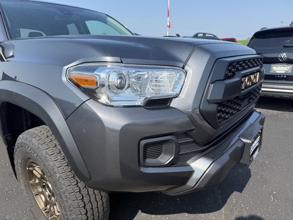 Used 2023 Toyota Tacoma 4x4 Double Cab image 24
