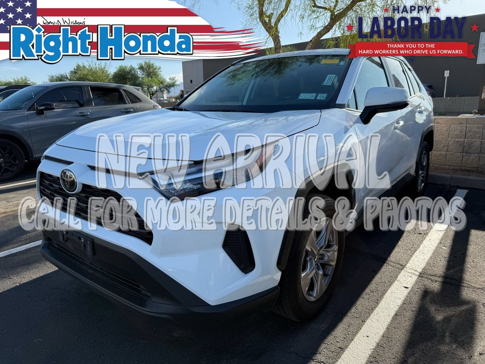 Used 2025 Toyota RAV4 XLE AWD/4WD image 1