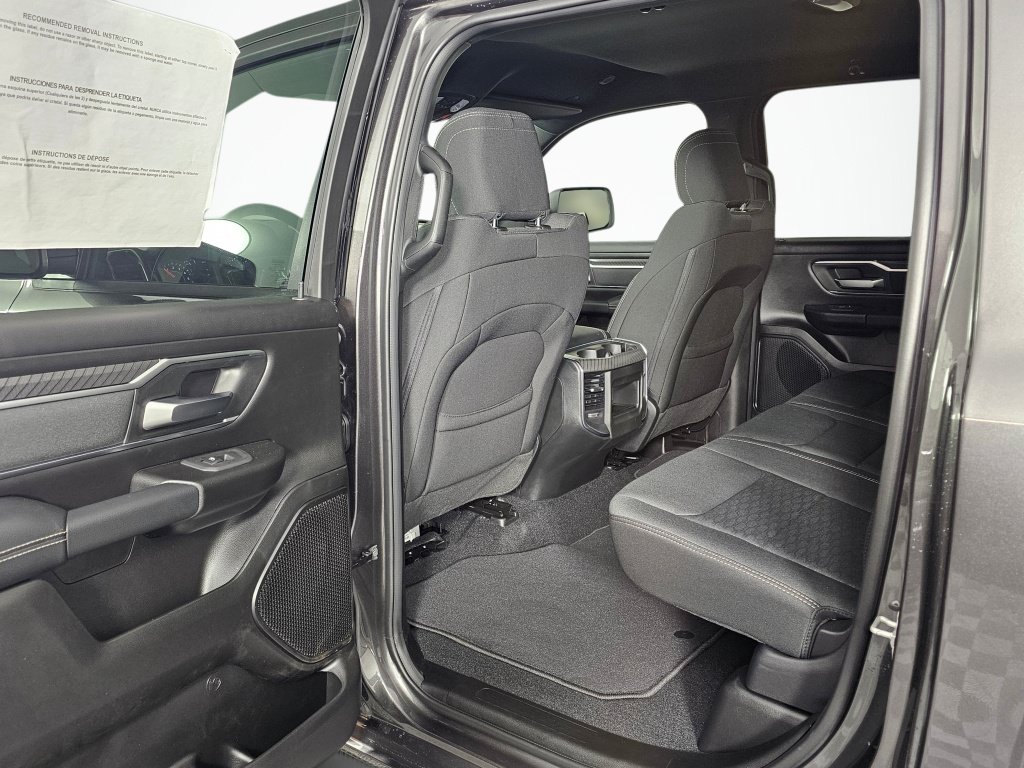 New 2026 RAM 1500 Big Horn w/ Sport Appearance Package AWD/4WD image 34