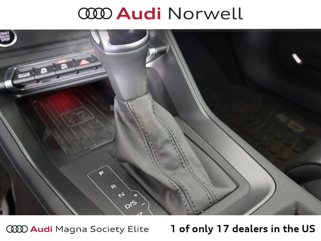 Used 2023 Audi Q3 2.0T Premium Plus w/ Premium Plus Package AWD/4WD image 3
