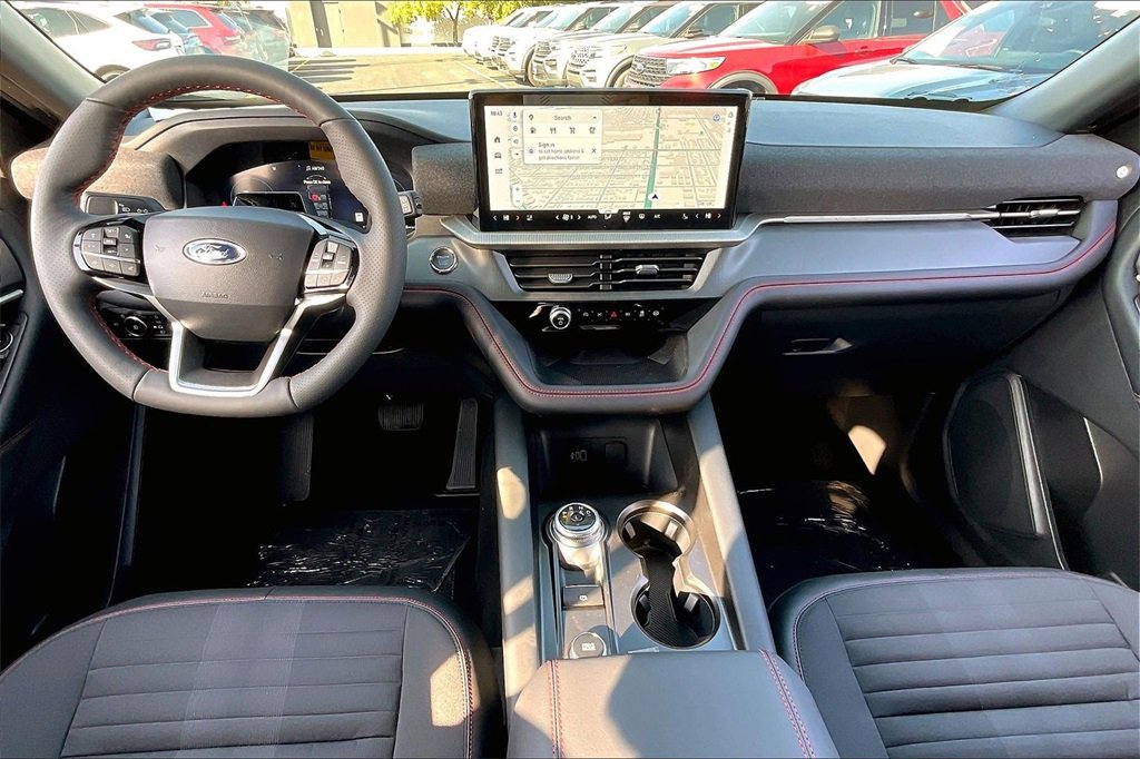 New 2026 Ford Explorer ST-Line image 5