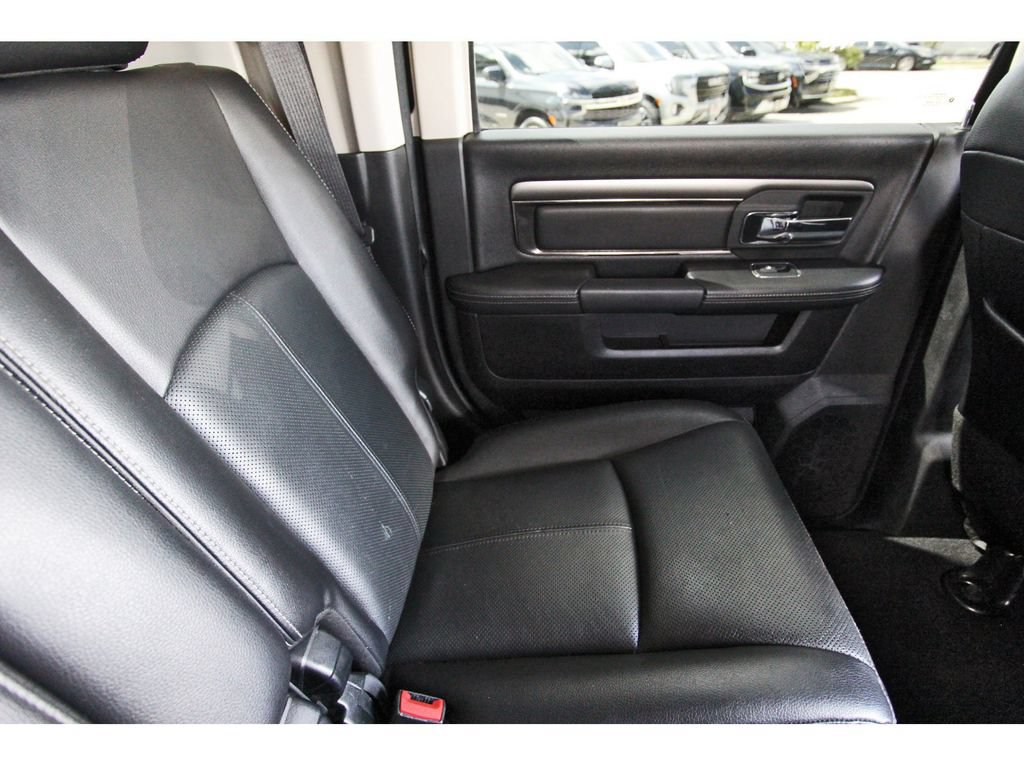 Used 2018 RAM 2500 Laramie w/ Sport Appearance Group AWD/4WD image 11