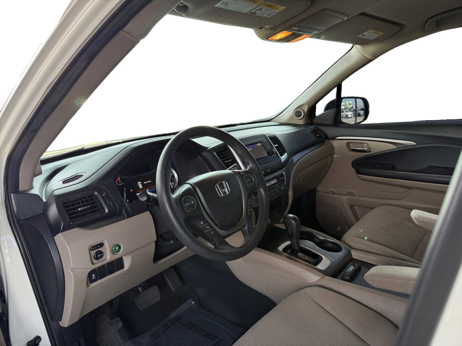 Used 2017 Honda Pilot LX image 9