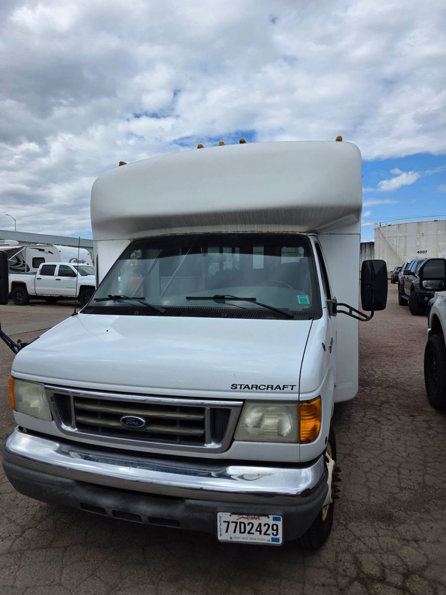 Used 2006 Ford E-450 and Econoline 450 RWD image 6