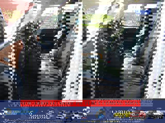 Used 2022 Nissan Armada SL image 12