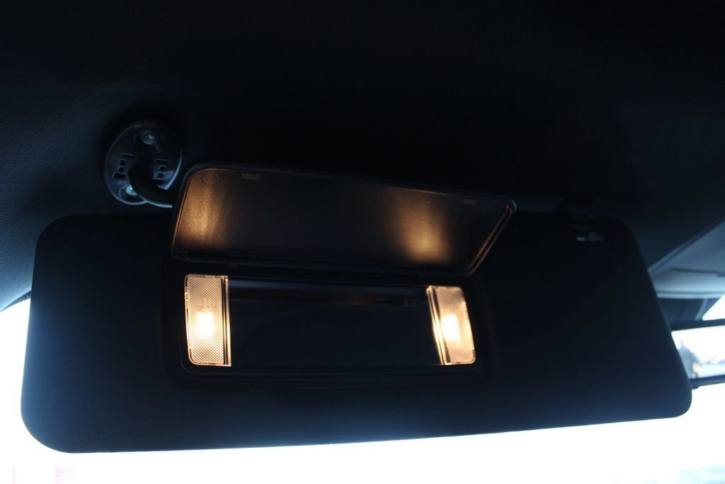 Used 2025 Toyota Sienna Platinum image 53