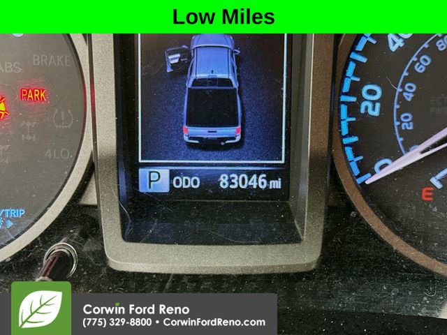 Used 2017 Toyota Tacoma TRD Off-Road image 12