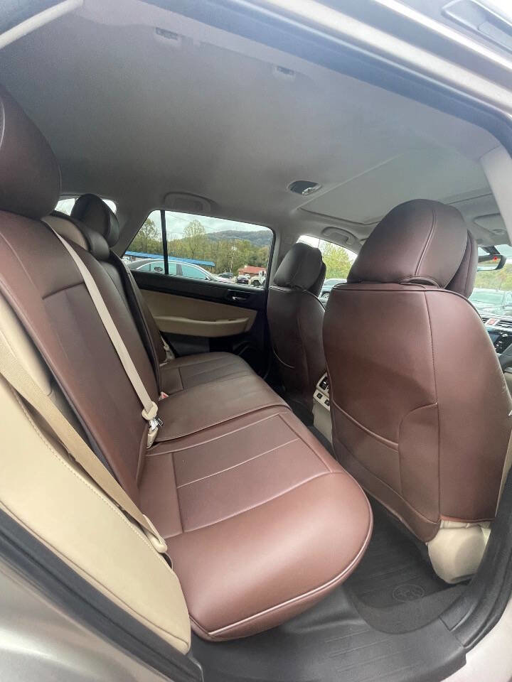 Used 2017 Subaru Outback 2.5i Limited image 17