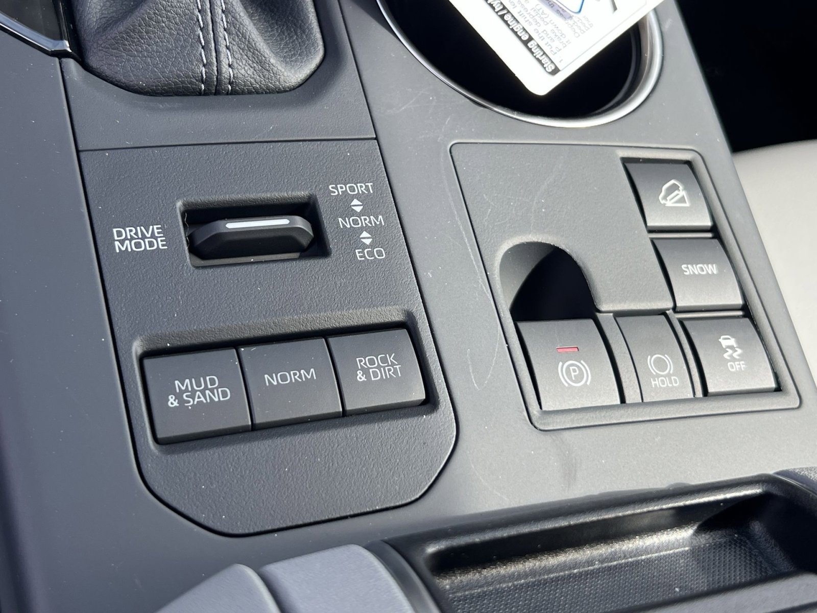 New 2025 Toyota Highlander XLE image 24