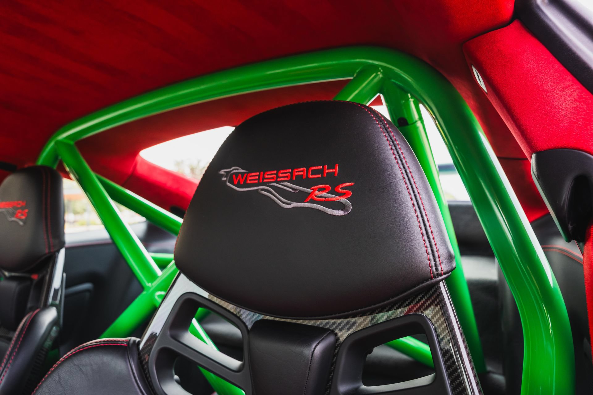 Used 2018 Porsche 911 GT2 RS RWD image 42