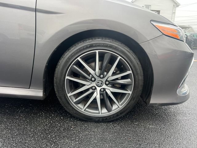 Used 2022 Toyota Camry XLE FWD image 28