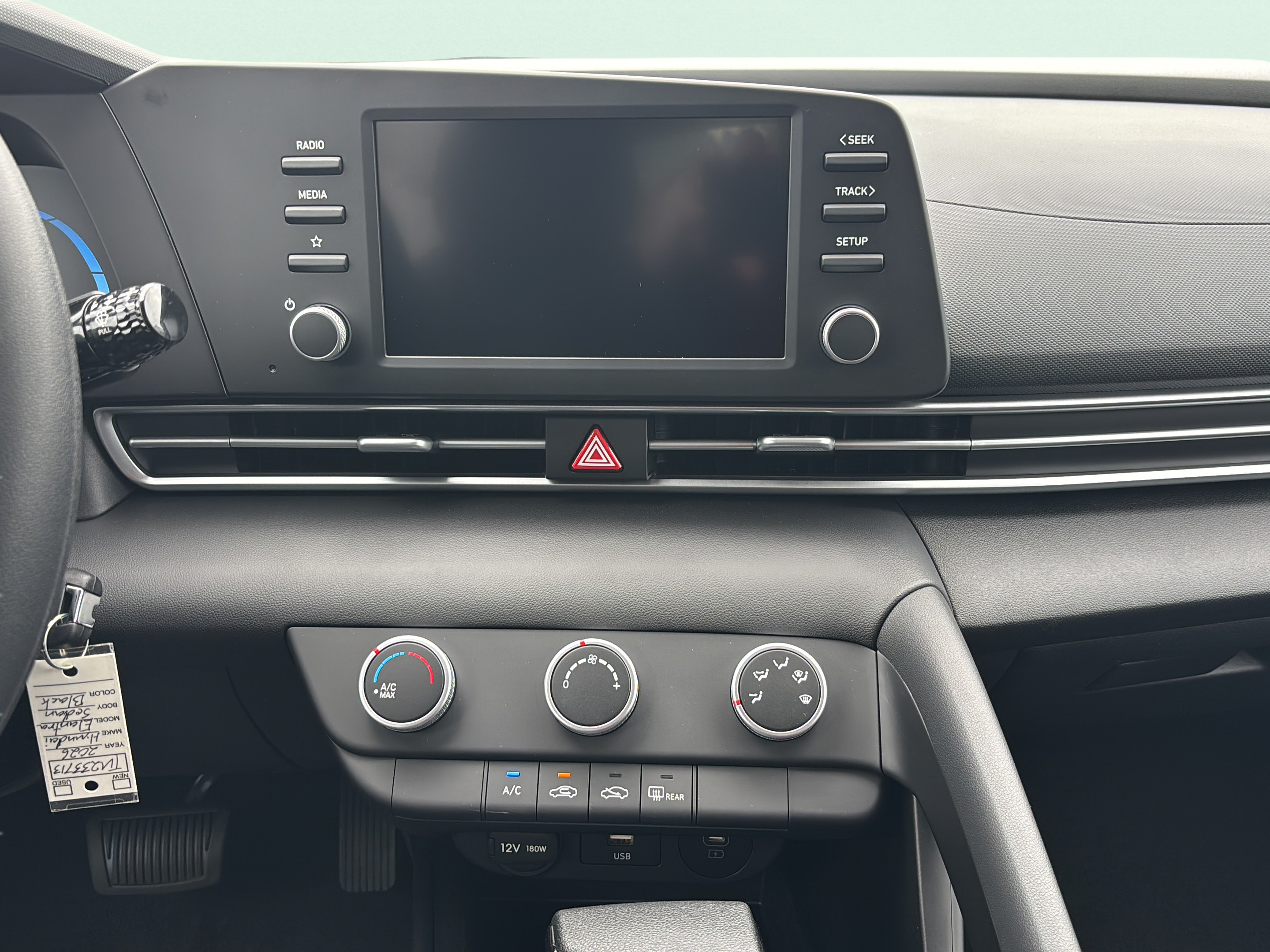 New 2026 Hyundai Elantra SE FWD image 11