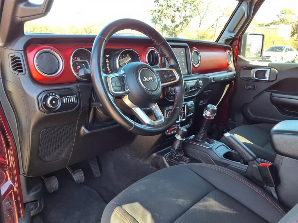 Used 2021 Jeep Wrangler Unlimited Rubicon w/ Dual Top Group image 24