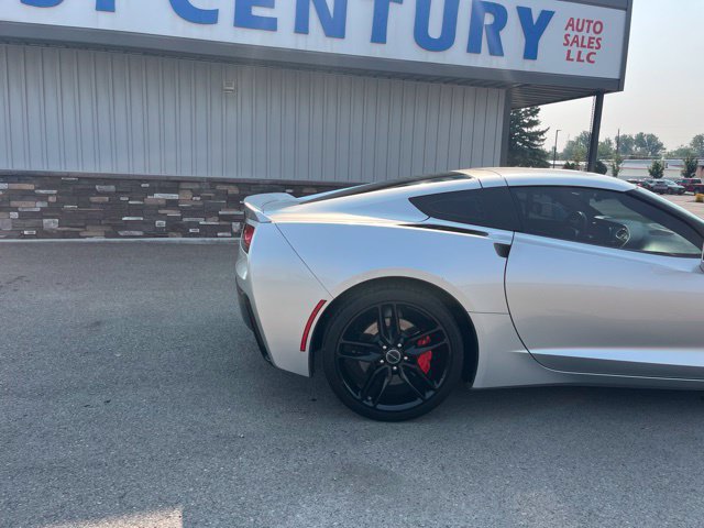 Used 2016 Chevrolet Corvette Stingray Coupe w/ 3LT Preferred Equipment Group RWD image 14
