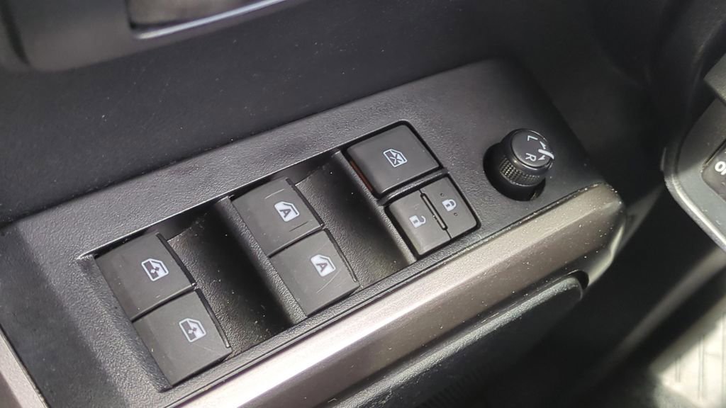 Used 2023 Toyota Tacoma SR5 image 23