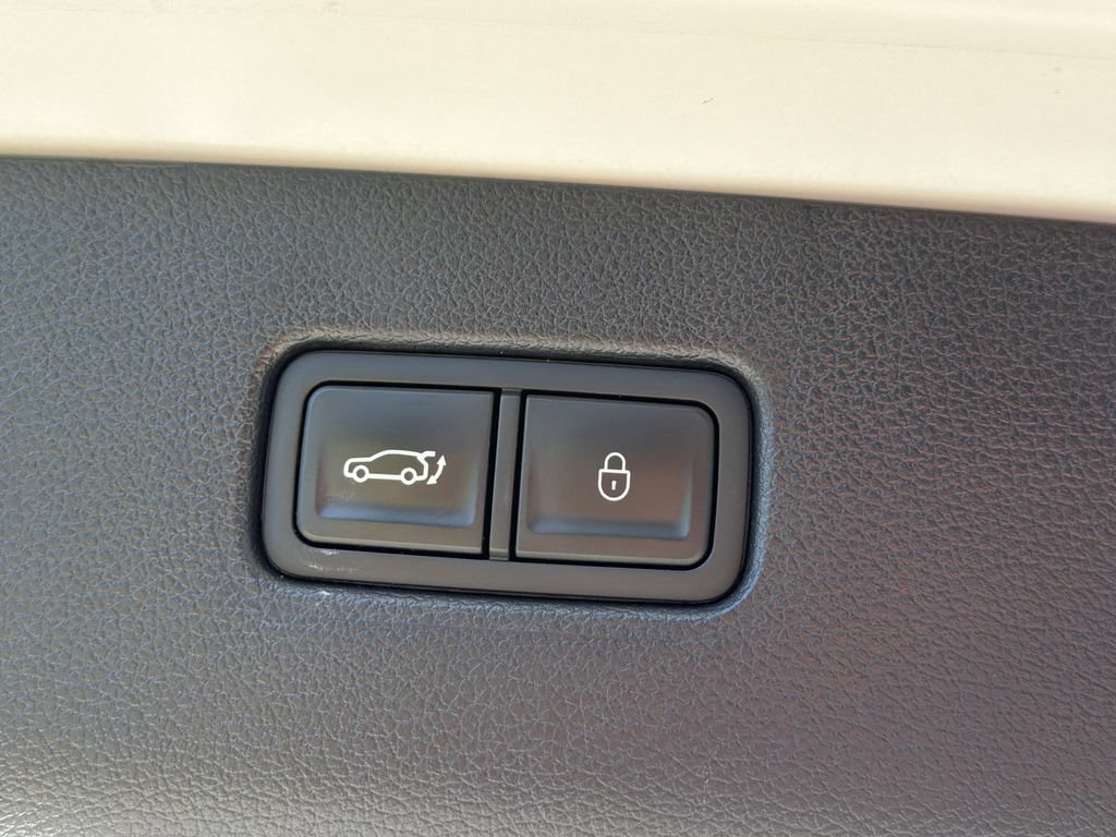 Used 2023 Genesis GV80 3.5T w/ Prestige Package AWD/4WD image 12