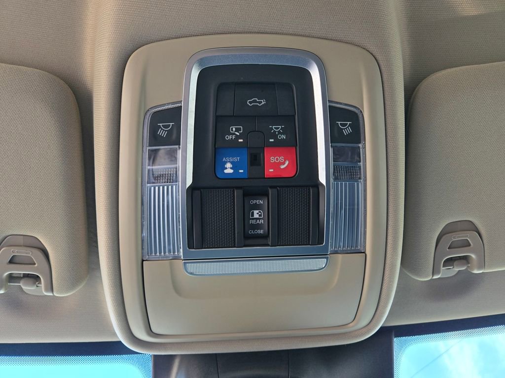 Used 2022 RAM 2500 Laramie w/ Safety Group B image 18