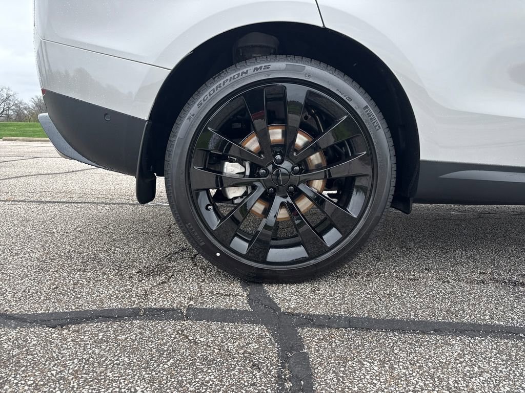 New 2026 Land Rover Range Rover Sport SE image 23