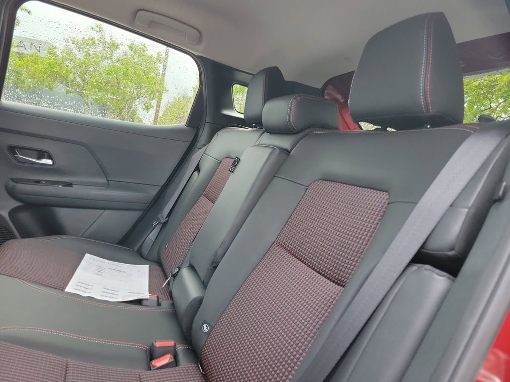 New 2026 Nissan Kicks SR image 13