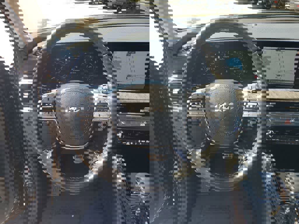 Used 2023 Kia Telluride SX image 25